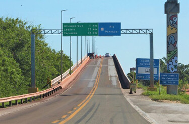 Tr&aacute;fego em meia pista come&ccedil;a nesta sexta na ponte sobre o Rio Paraguai para in&iacute;cio de obra em Corumb&aacute;