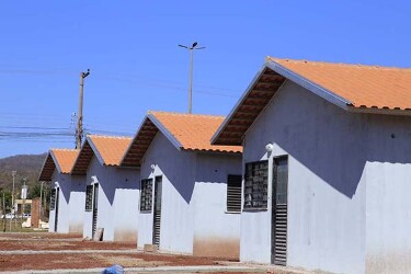 Prefeitura convoca candidatos da lista de reserva dos Residenciais Ip&ecirc;s para entrega de documentos